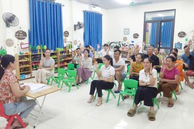 TRƯỜNG MẦM NON VÂN GIANG TỔ CHỨC THÀNH CÔNG HỘI NGHỊ CHA MẸ HỌC SINH ĐẦU NĂM HỌC 2025 – 2026